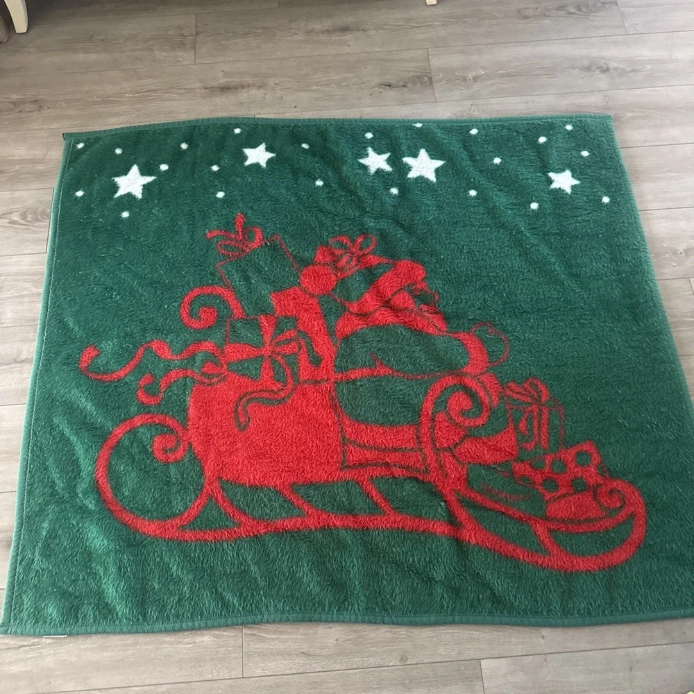 VTG Biederlack Red Green Santa Christmas Throw Lap Blanket Reversible 57